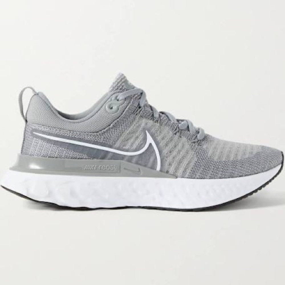 Womens Nike react infinity fly knit shoes